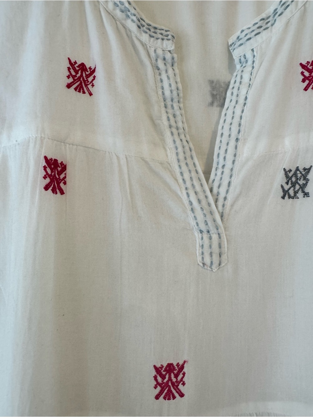 Roller Rabbit White Dress with Multicolor Embroidery Size Large - Picture 4 of 5